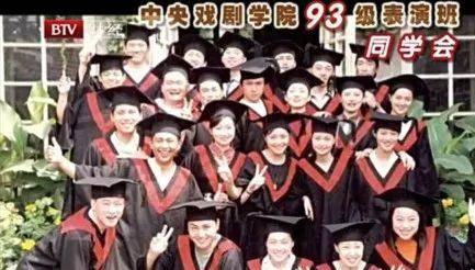 娱乐吃瓜菌生活中,吃瓜菌带你领略幕后风云