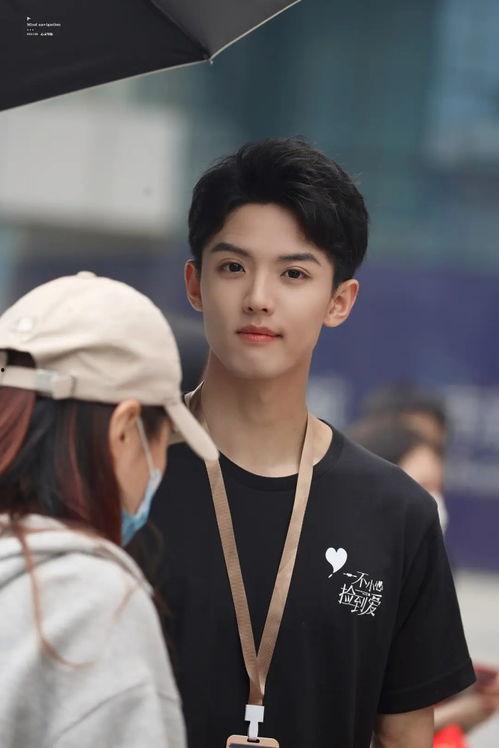 娱乐圈吃瓜双男主小说